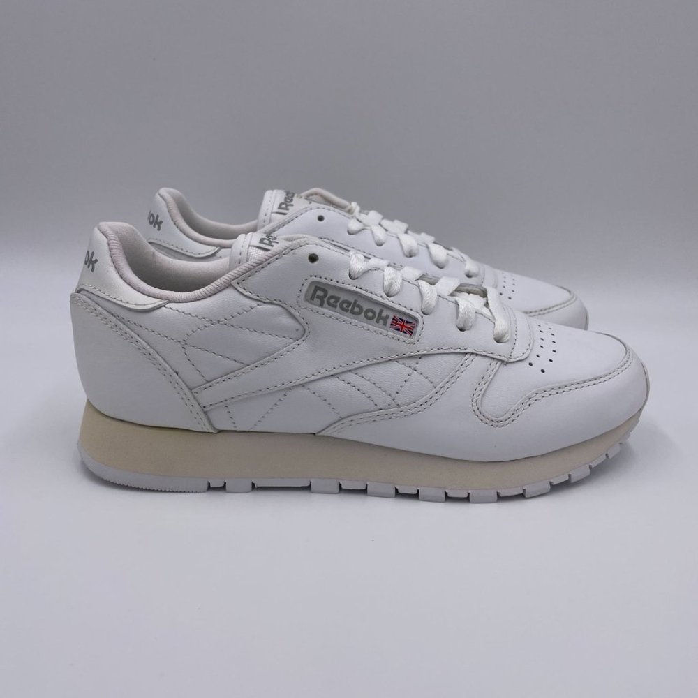 Reebok Classic Leather White Womens Shoes - Picture 1 of 8